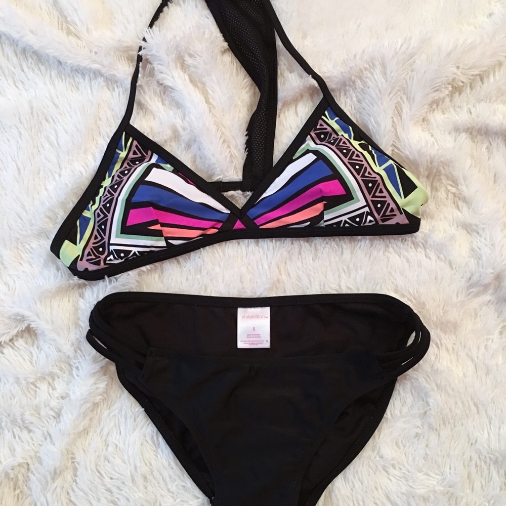 Selling top & bottom of bathing suit